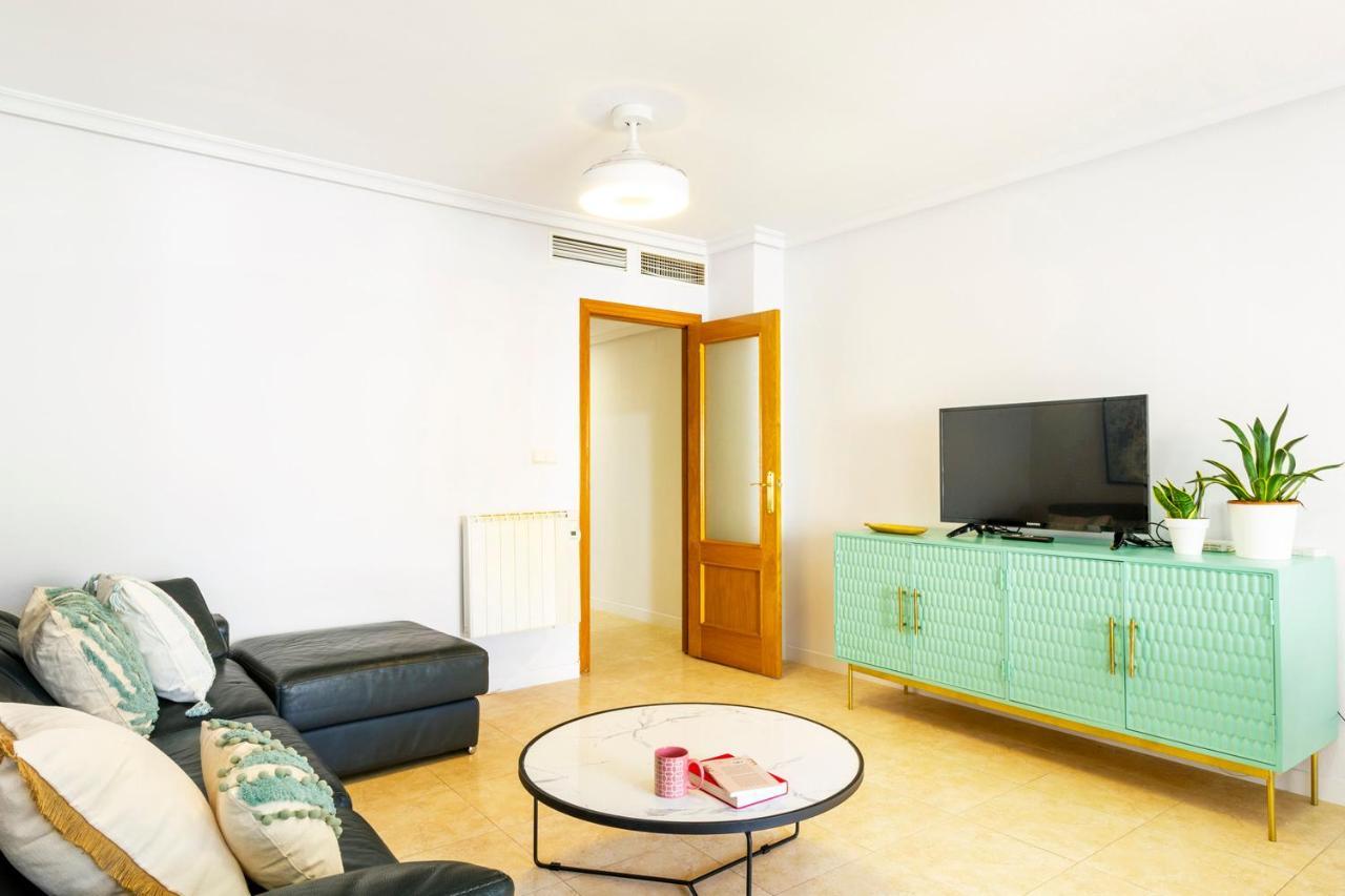 Apartamento Pink Maritimo Torrevieja Exterior photo